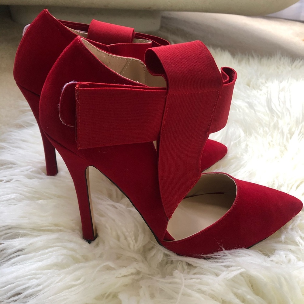 Red, Hot, statement shoes!! - Picture 5 of 5